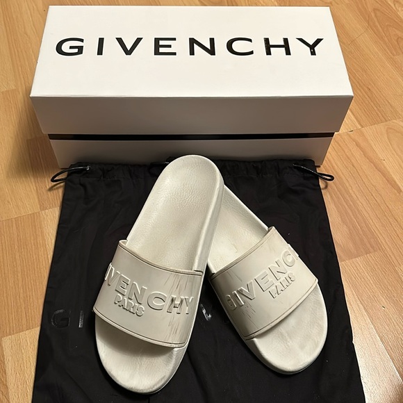 Givenchy Pool Slides - Picture 1 of 10
